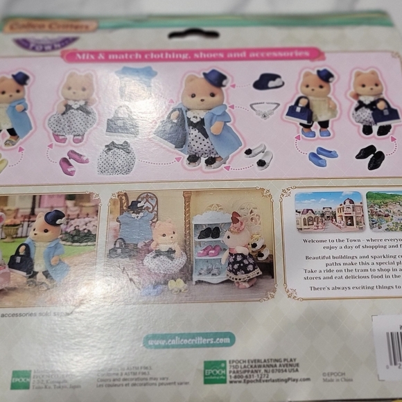 Calico Critters #CC3052 Fashion Playset Shoe Shop Collection - Picture 3 of 6